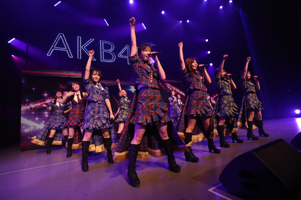 チームA公演。前総監督の横山由依さんが所属している。（c）AKS