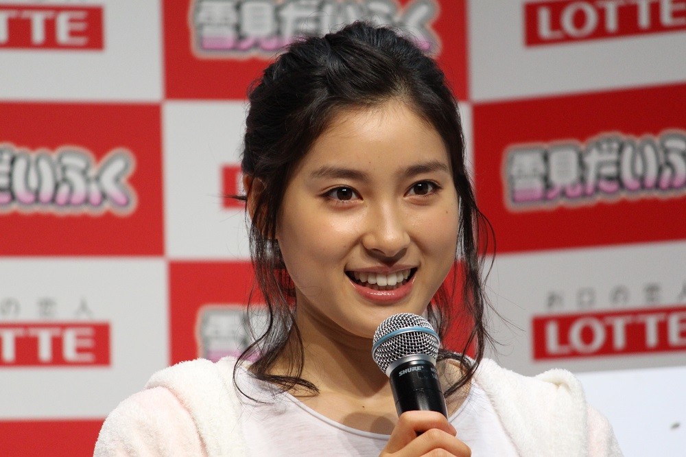 土屋太鳳の「新聞で大根包む」は天然発言？　いいえ、生活の知恵です