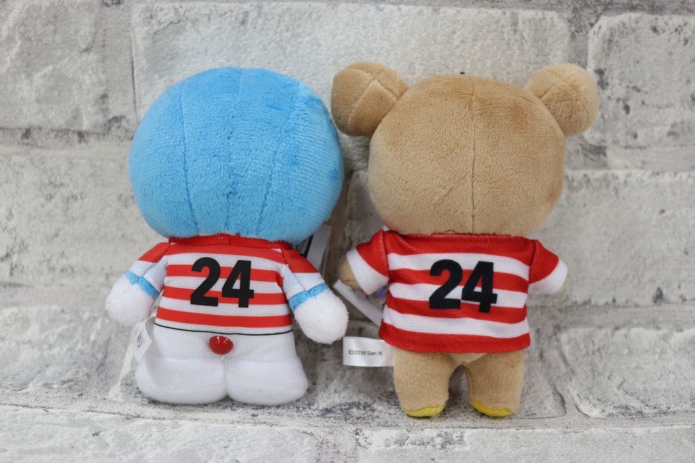 背中には「24」の番号を背負っている
