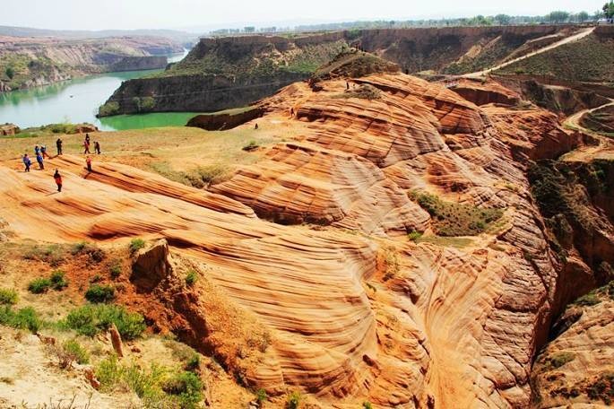 中国・黄土高原に「緑」よみがえった　地球温暖化の思わぬ影響