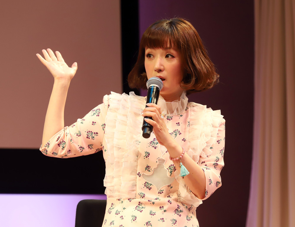 千秋、またまた「ウリナリ」当時の写真を発掘　「誰か覚えてる方いますかー？」