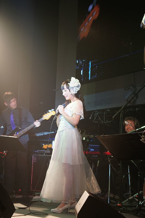 衣装は合計3着で、平山さんとスタイリストで相談しつつ「汗っかきの平山のことを考えて」デザインしてくれたという