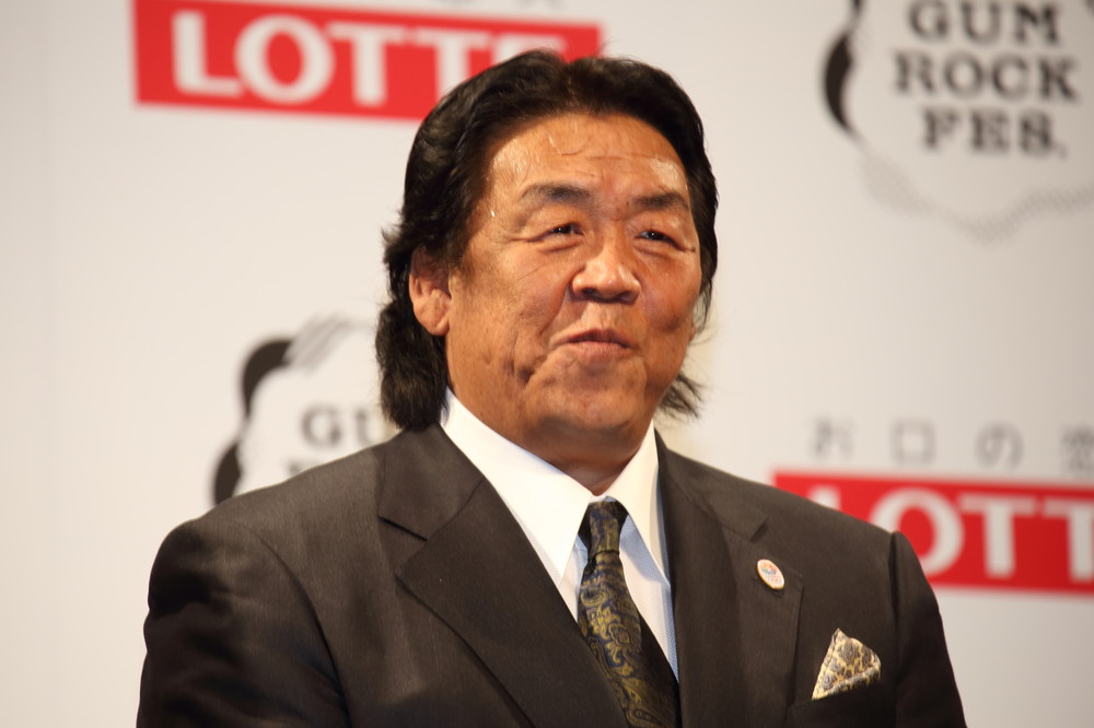 長州力へ「ついにツッコミ入れてくれる人が現れた！」　武藤敬司「参戦」に沸くツイッター民