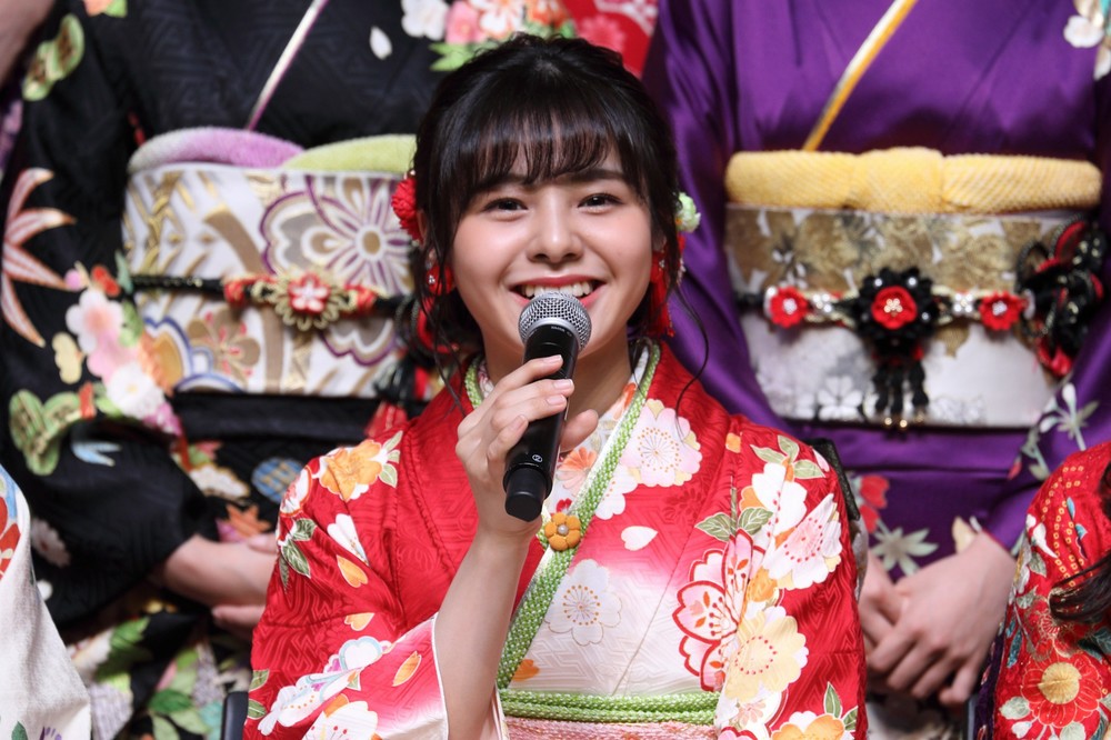 NGT48の本間日陽さん。「いつも支えてくださる皆さんに感謝の気持ちを込めて、ひとつひとつ精一杯力を込めて活動していきたい」などと話した