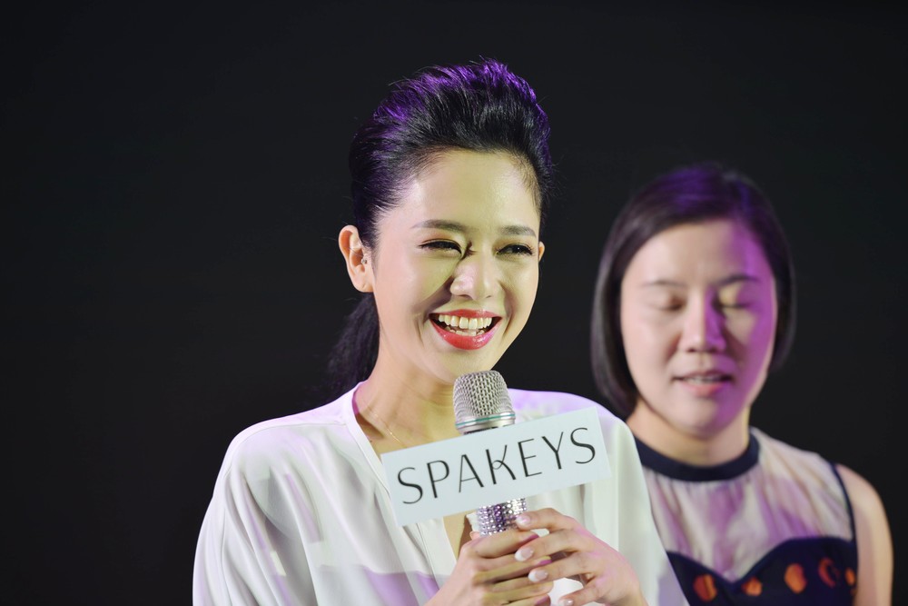 蒼井そら、結婚式に「ハワイ」選んだ理由　「親きょうだいを...」