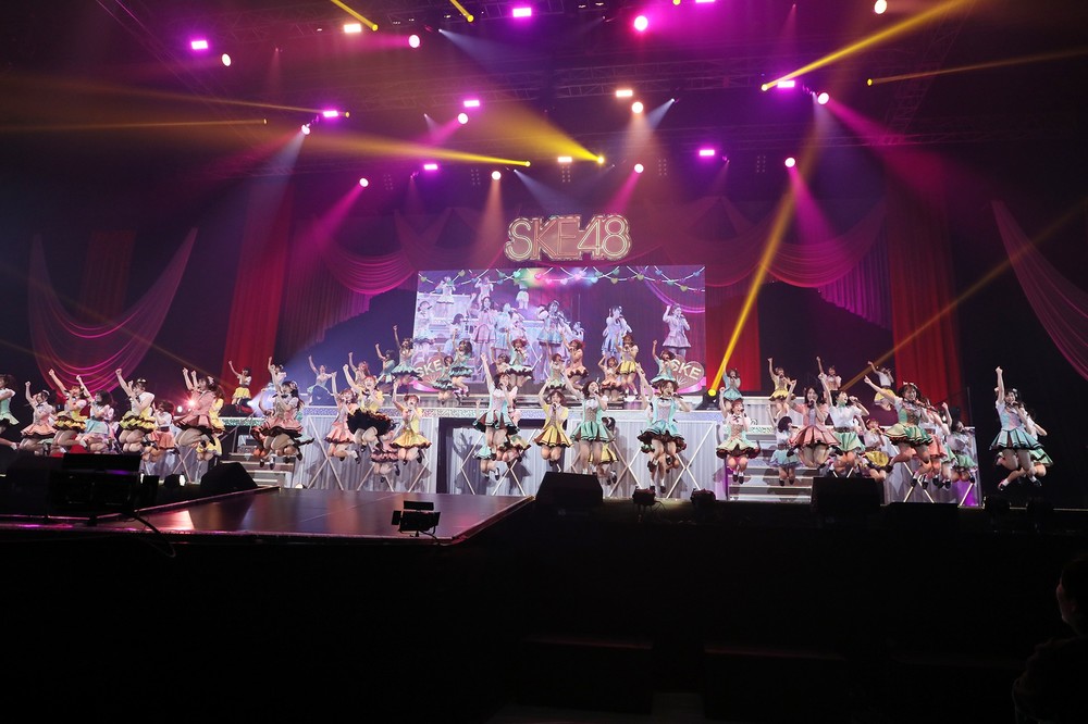 SKE48のコンサートには全メンバー75人が出演した。松井珠理奈さんは卒業発表から1週間ぶりにファンの前に登場した　（c）2020 Zest,Inc.