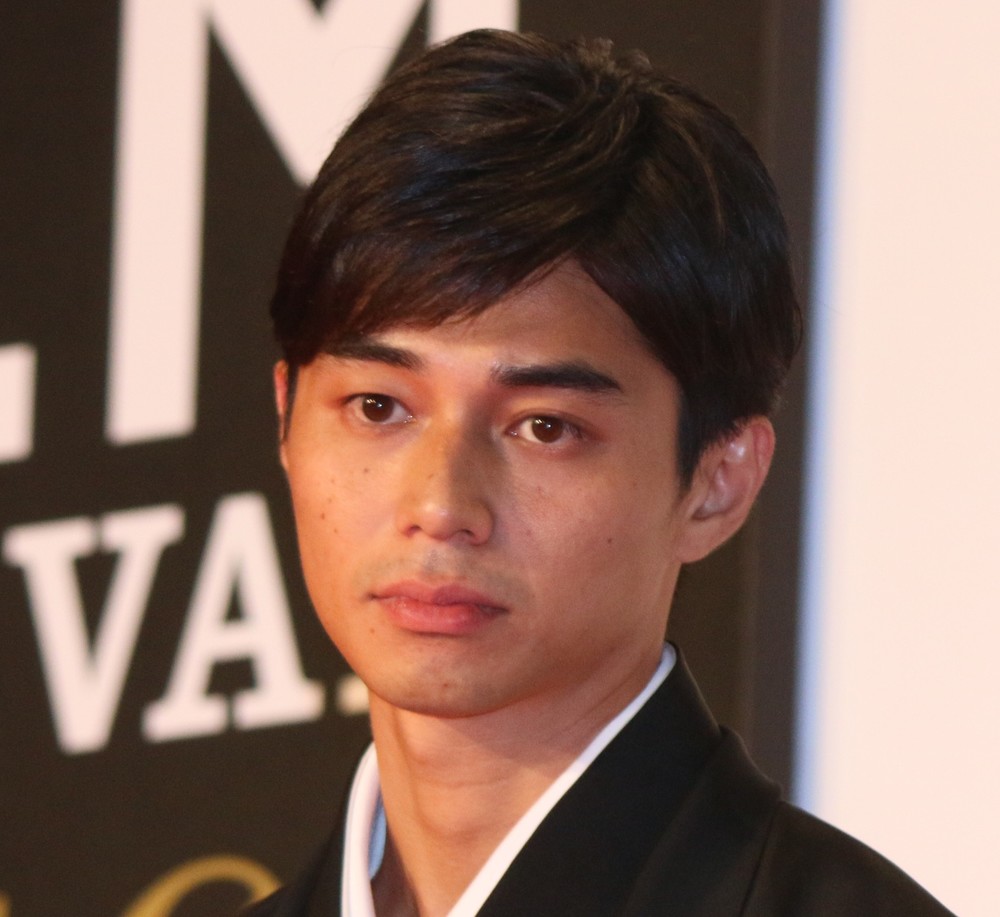 東出昌大への「不倫いじり」に「つまんないからやめろ」　落語ディーパー共演・春風亭一之輔が一喝