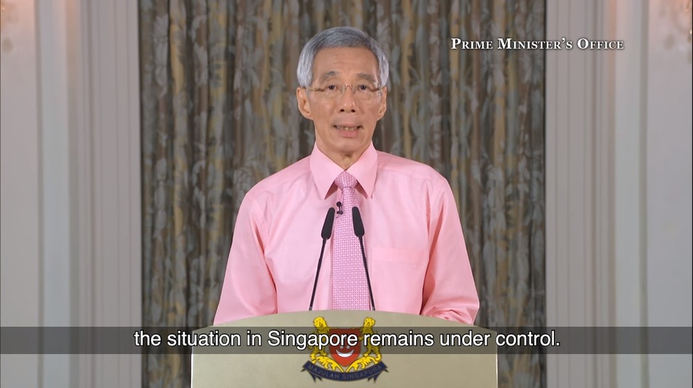 シンガポールのリー・シェンロン首相。ビデオメッセージで「シンガポールの状況は引き続きコントロールされている」などと説明した（写真はシンガポール首相府の動画から）