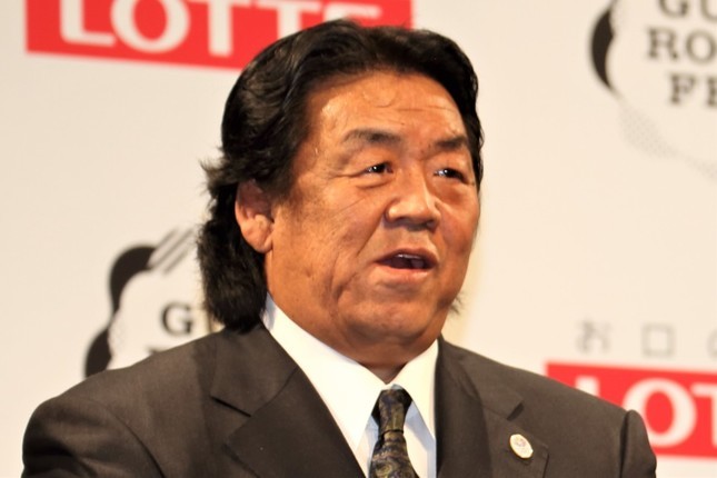 長州力、初の広告ツイートを失敗　商品名わからずファン「かつてないマーケティング」