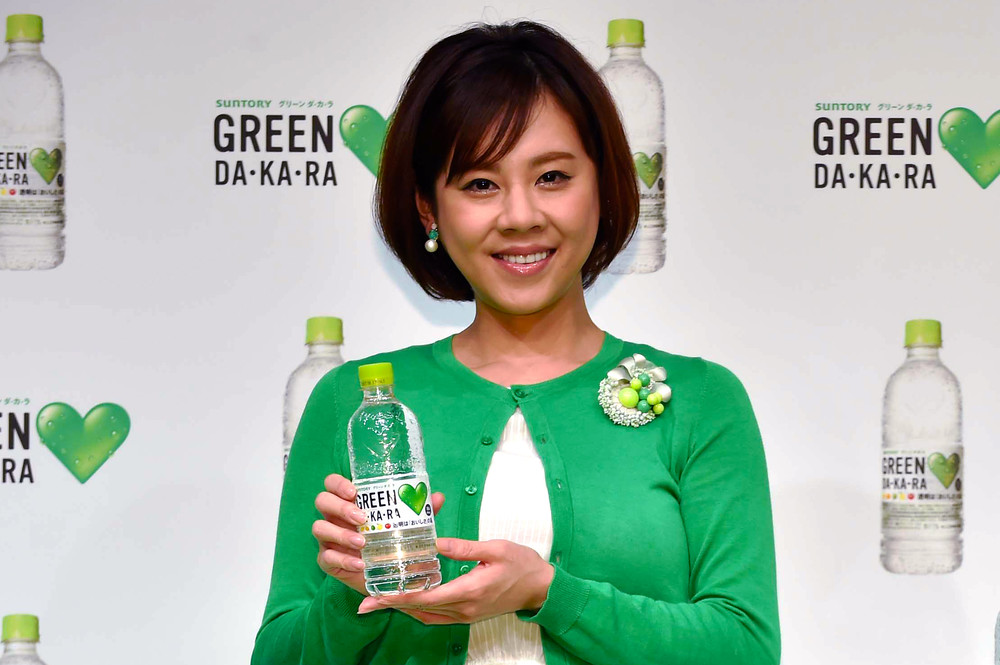 高橋真麻「私は買いだめはしません」　商品並ぶコンビニ写真もアップ