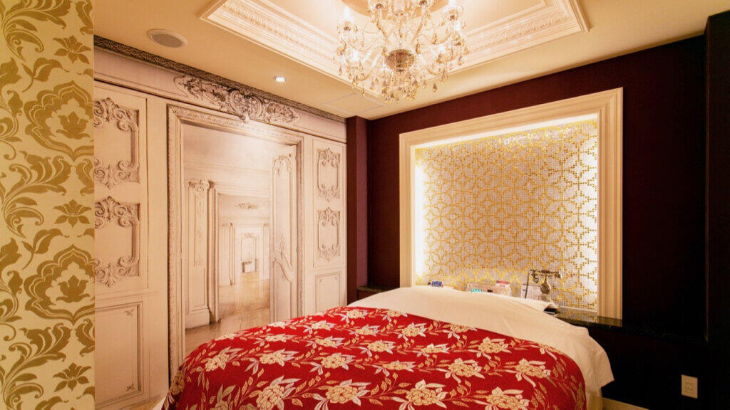 ラブホテル融資除外で「必要ないと言われた気分」　コロナ禍めぐるスタッフの思い