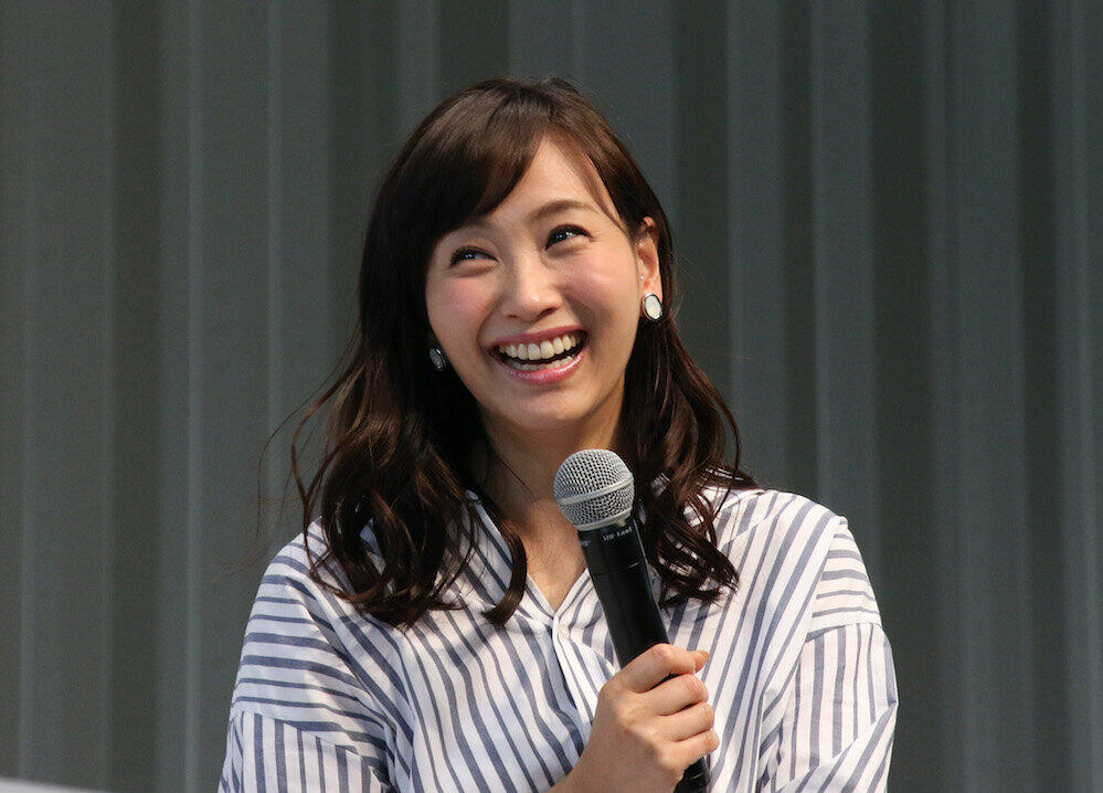 藤本美貴、兄妹との幼少期ショット披露　「1番赤ちゃんのが私です！」