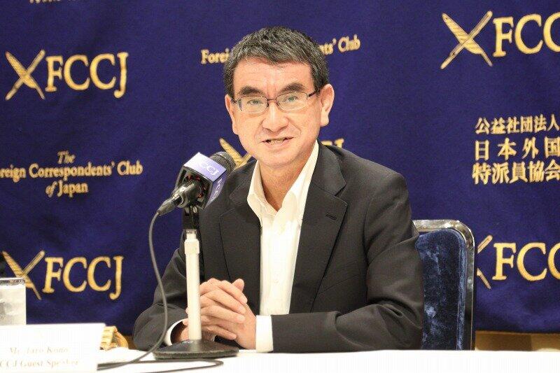 河野防衛相はなぜ「異例の発表」を？　奄美沖潜水艦「中国と推定」がもつ意味