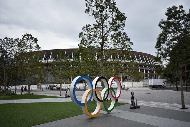 2021年東京オリンピックの会場として使用される予定の新国立競技場（Wikimedia Commonsから／江戸村のとくぞう氏撮影）
