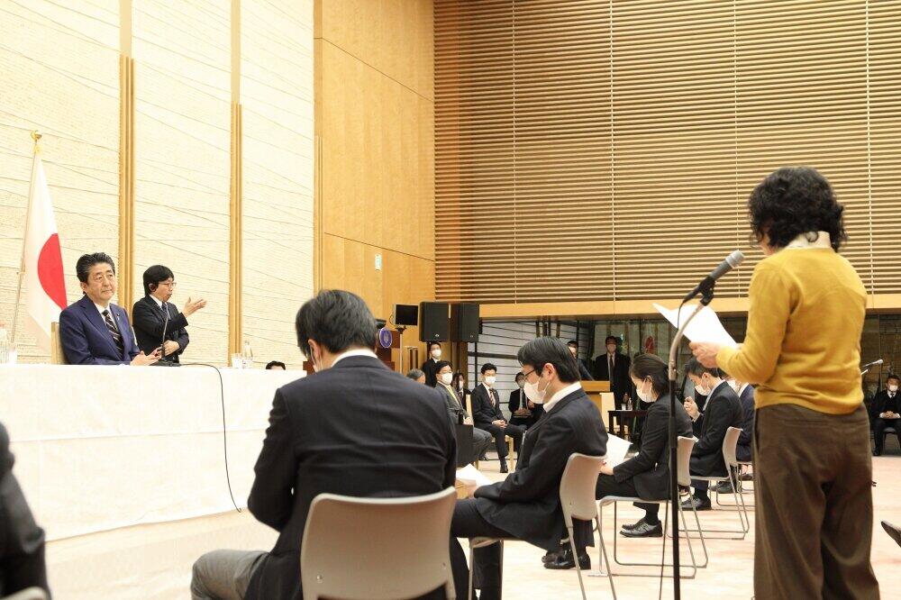 2020年4月、新型コロナウイルスをめぐる会見で