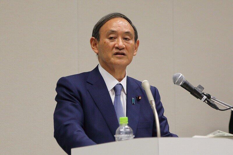 記者会見して自民党総裁選への立候補を表明する菅義偉官房長官