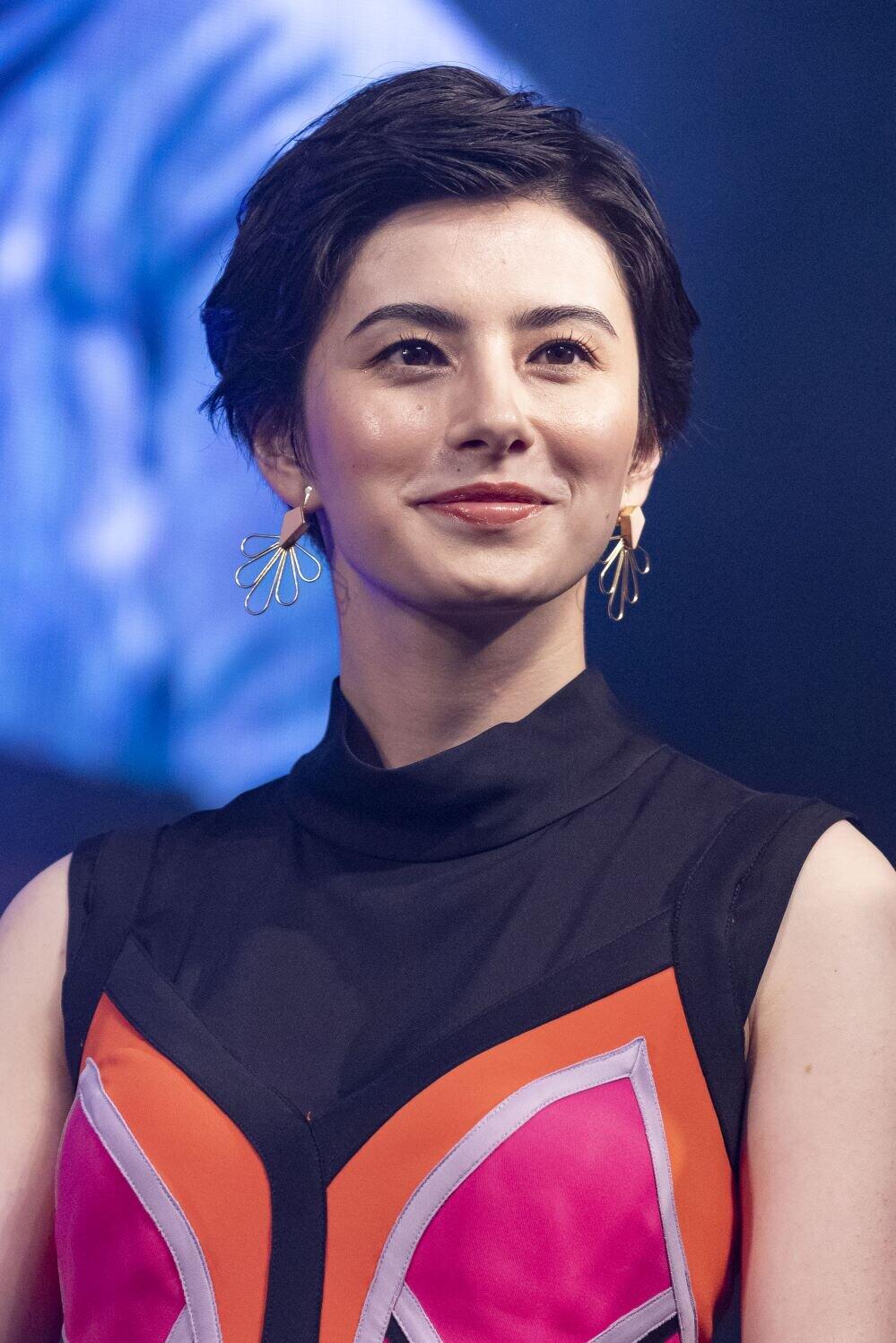 ホラン千秋「植木鉢になんとなく水をやったら...」　たまたまバジル発芽で驚き