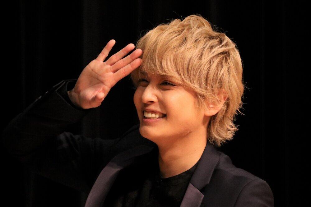 手越祐也「食べ方がキレイ」と反響　YouTubeのもぐもぐ動画に