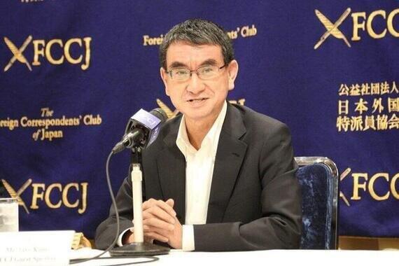 河野太郎氏「Zoomにガチャガチャ言い始める人が...」　「国際会議でも使う」と理解求めるも、ネットで賛否