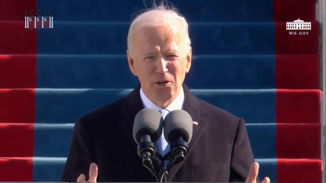 トランプ氏は「誤り」多く、バイデン氏は「正当化可能な主張ばかり」　新旧大統領演説めぐる米メディアの評判