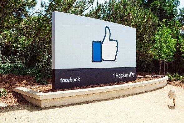 FBがアップル提訴の準備か　ザッカーバーグCEOが批判...ネット広告規制めぐり何が？