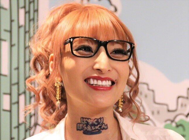 加藤紗里「すっぴん」でYouTube出演　「傷ついて昨日眠れんかった」乗っ取り被害明かす