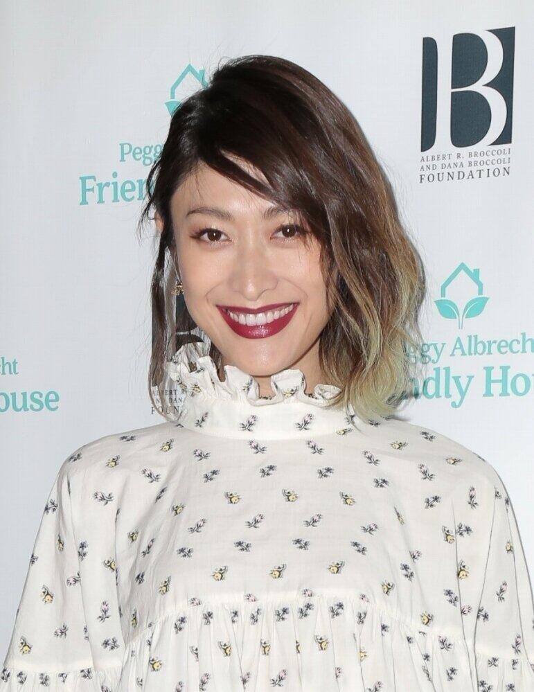 山田優、「ちらし寿司ケーキ」に感動　「盛り付けを娘がやってくれて」