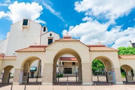 「愛ちゃんの死」トレンド入りに騒然　えっ、誰が？と驚き広がるも...実は宝塚配信への反響だった