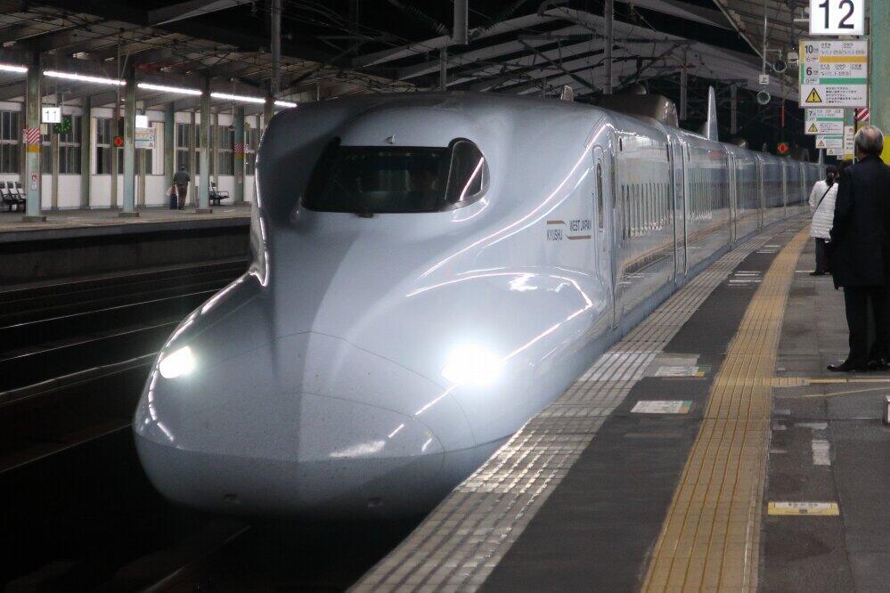 「みずほ」に使用されるN700系電車