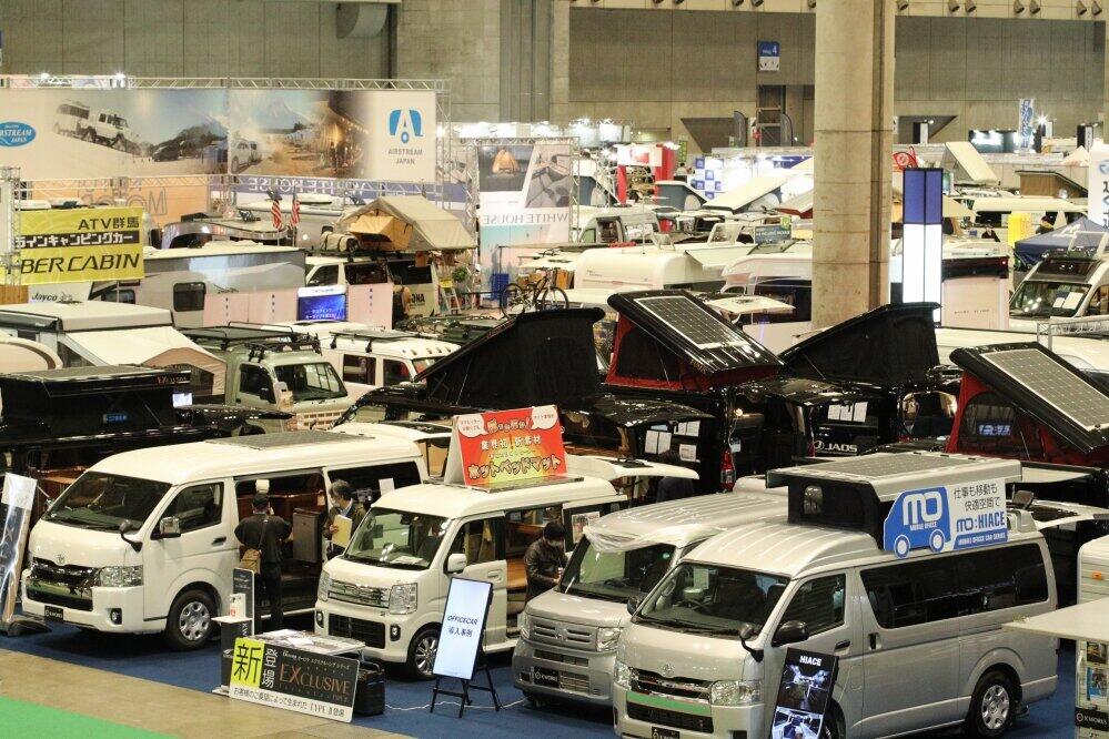 キャンピングカーのニューモデルが集合