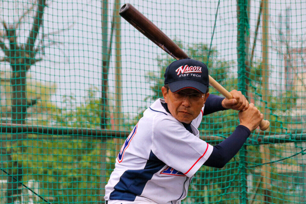 「今しかチャンスがない」　大学野球57歳のオールドルーキーは、「生涯フルスイング」で挑戦を続ける