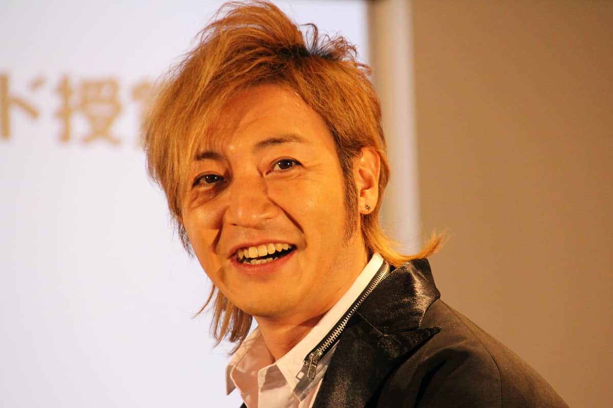 まさか怪我？と思いきや...　つるの剛士、息子のドッキリに大慌て「ちょ見せてみぃ！」