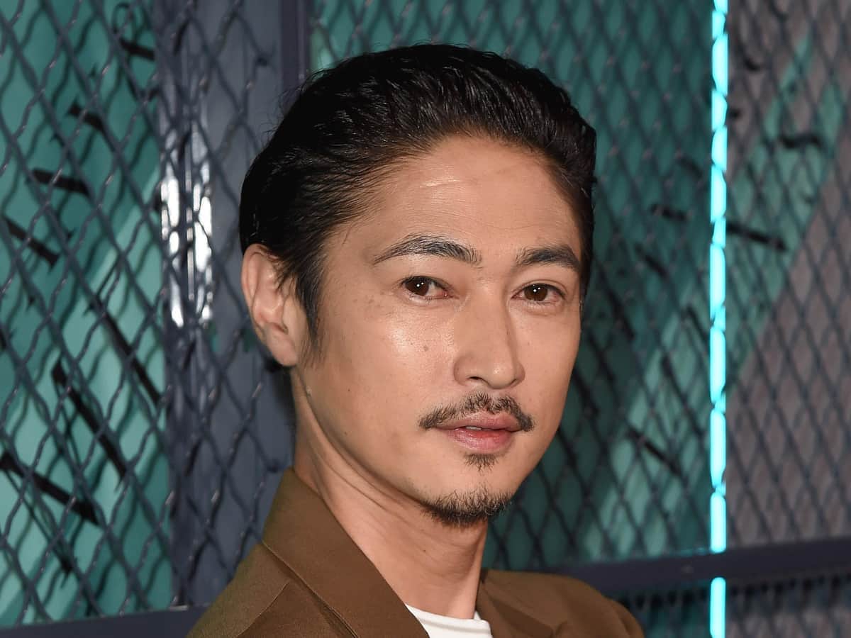 窪塚洋介に何が？と思ったら...　4歳娘がやりたい放題「お医者さんごっこ」写真にほっこり