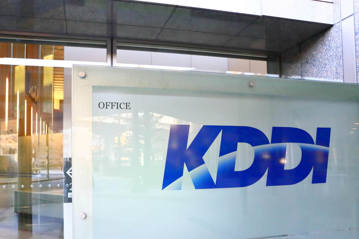 SIMロック解除ページに「検索避け」？　KDDIに指摘...広報「意図的でない」 