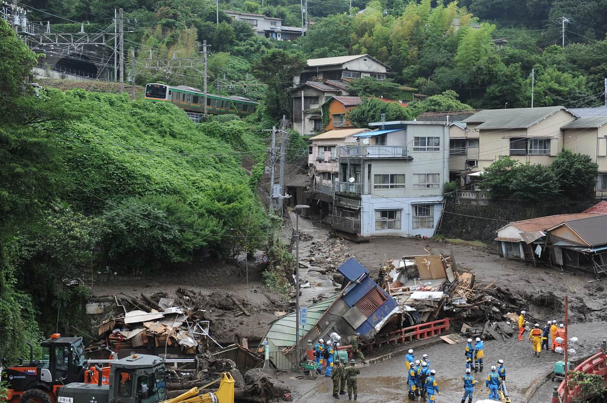 豪雨報道で取材打ち切り「避難してください」 「安全を最優先に」NHKアナの機転に称賛集まる