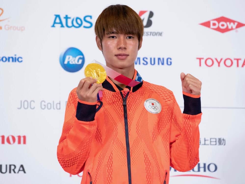 「そっくりやんけ！」「本当に似てた」　スケボー堀米雄斗と激似...サッカー代表選手が話題に