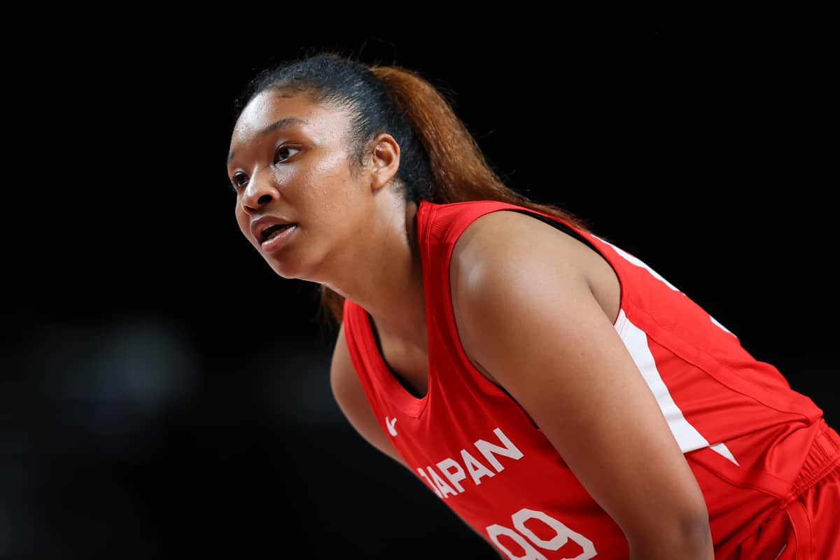 「姉妹かと思った」「お友達と写真撮ってるのかと」　五輪銀・オコエ桃仁花の母娘2ショットに反響