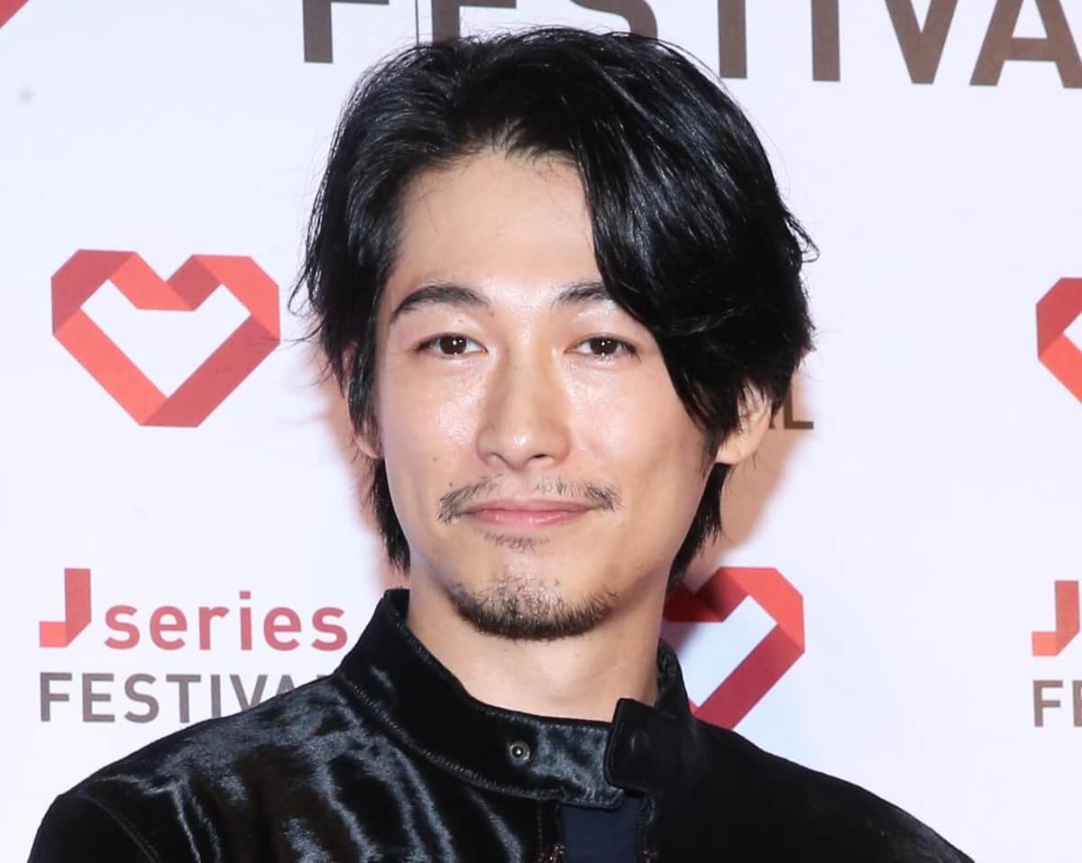 ディーン・フジオカ＆比嘉愛未のキスが「絵画のように美しい」　「推しの王子様」の展開に反響