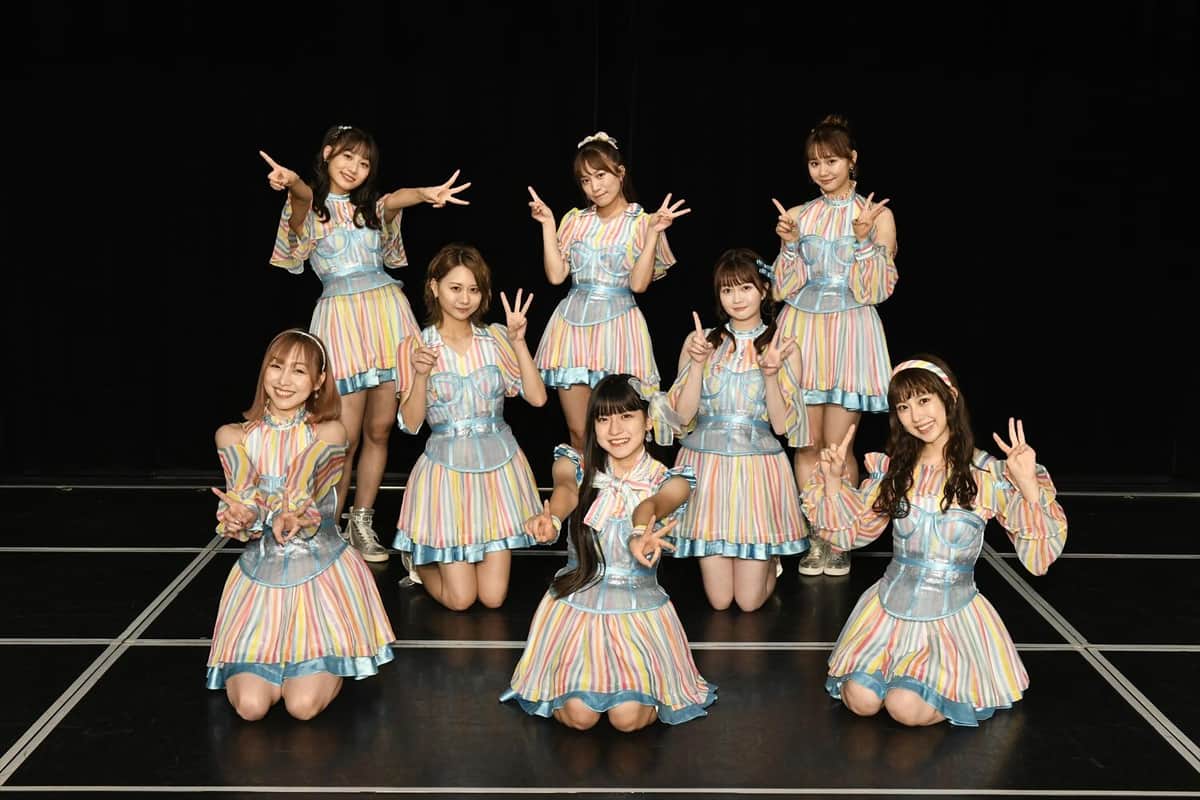 SKE48劇場からは8人のメンバーがイベントに出演した。3列目左から青海ひな乃さん、斉藤真木子さん、松本慈子さん。2列目左から古畑奈和さん、江籠裕奈さん。1列目左から須田亜香里さん、林美澪さん、熊崎晴香さん　（c）2021 Zest, Inc.