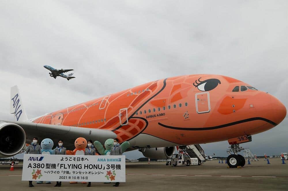 フォトセッションの途中で3号機の後ろを1号機が離陸する一幕もあった