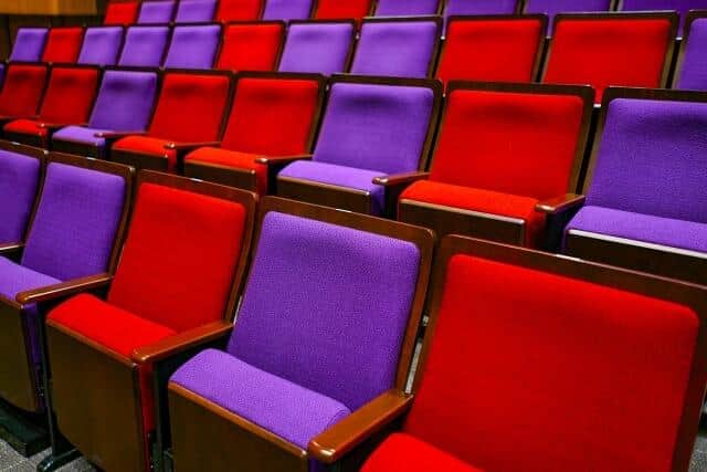 新しい劇場に「不評」目立つ理由　観客が求める「非日常空間」作りへの課題とは？舞台監督に聞く