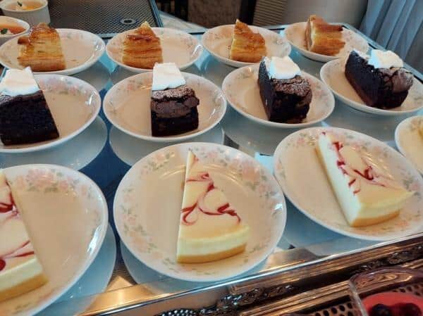 デザートも食べ放題