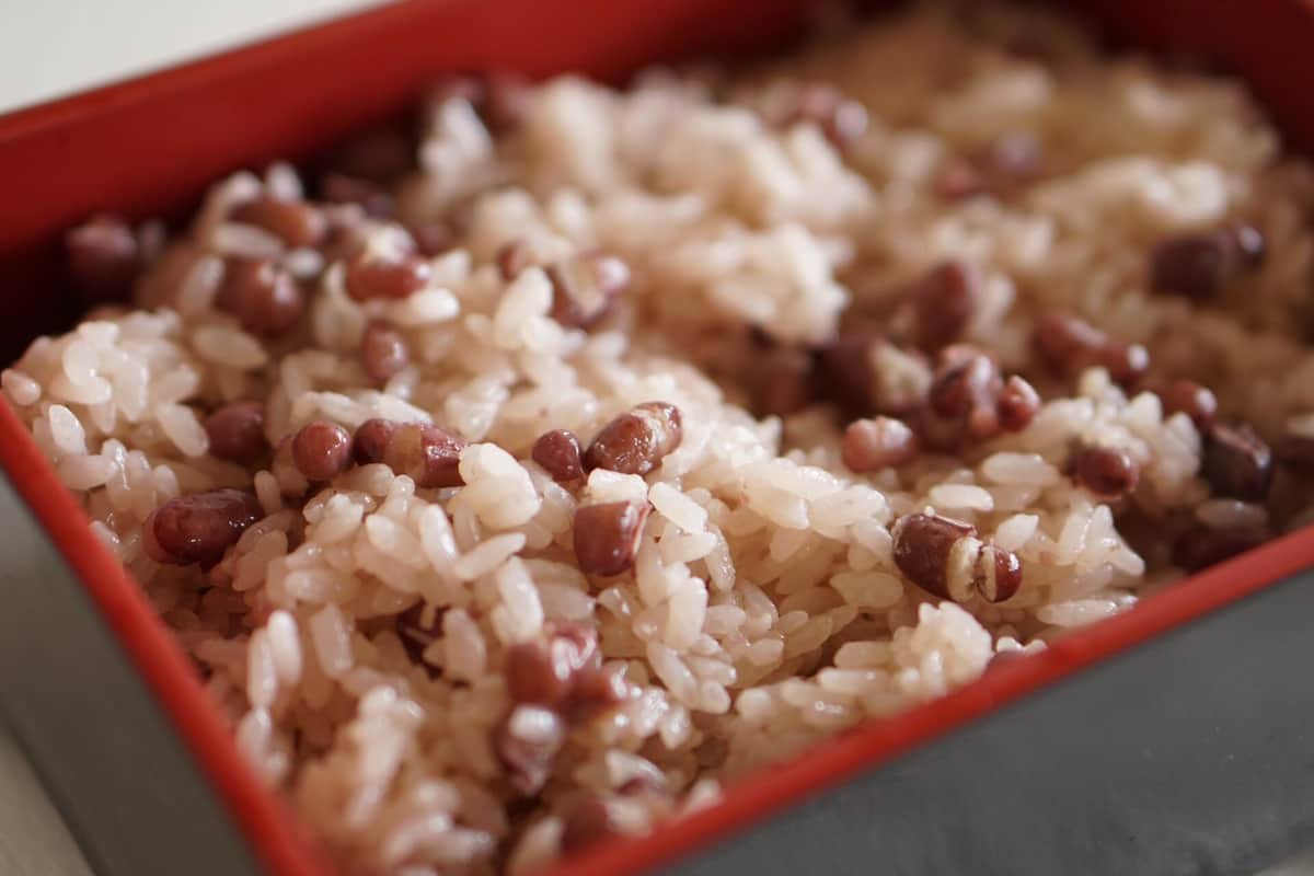 北海道の赤飯は甘いって本当？　TOKIO松岡＆安田顕が語った「食文化の違い」とは