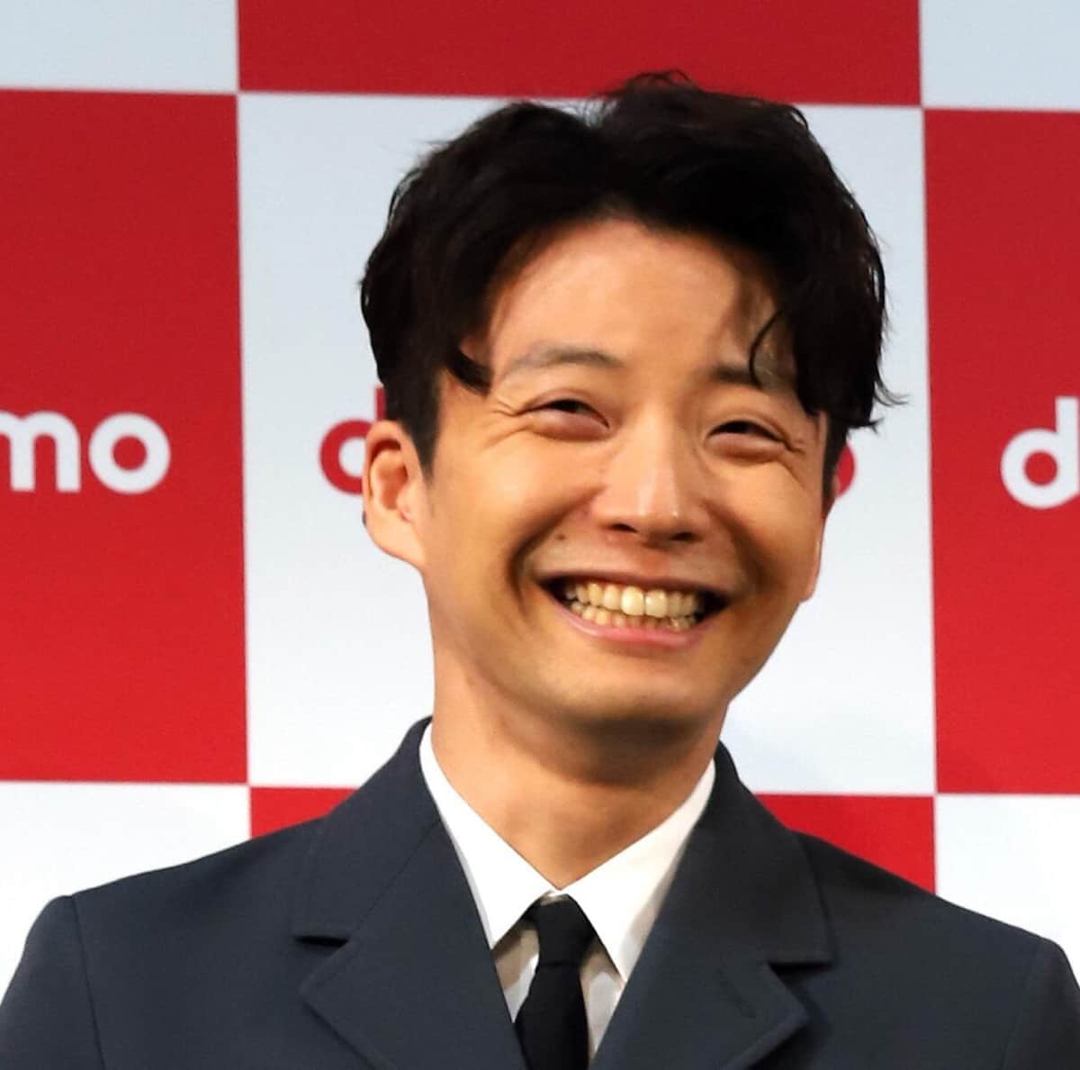 星野源の「左手薬指」にネット感動　CDTV歌唱中に輝き「堂々と結婚指輪してるの、なんか良い」