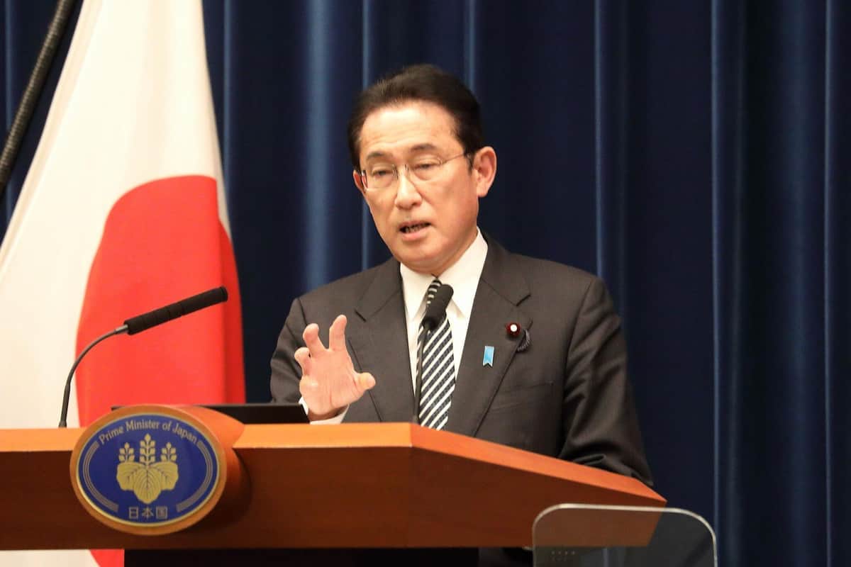 記者会見に臨む岸田文雄首相。北京五輪への「外交的ボイコット」については態度を明らかにしなかった