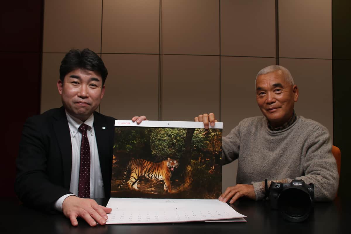 キヤノンMJの担当者と岩合さん