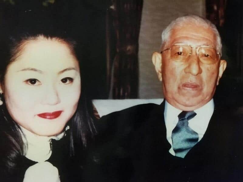 （左から喜多さん、入江相政侍従長　提供：喜多さん）