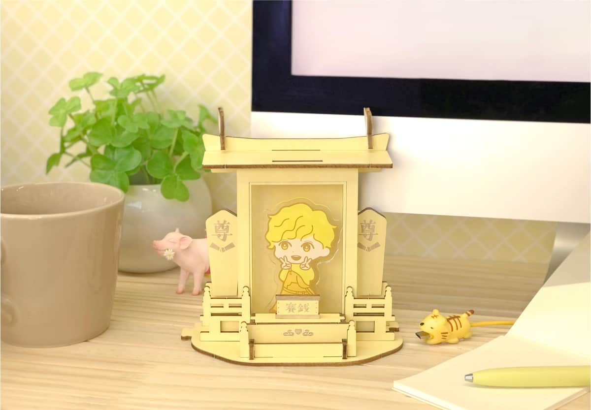 バラエティ雑貨「推しを祀る神棚」（提供：ドリームズ）