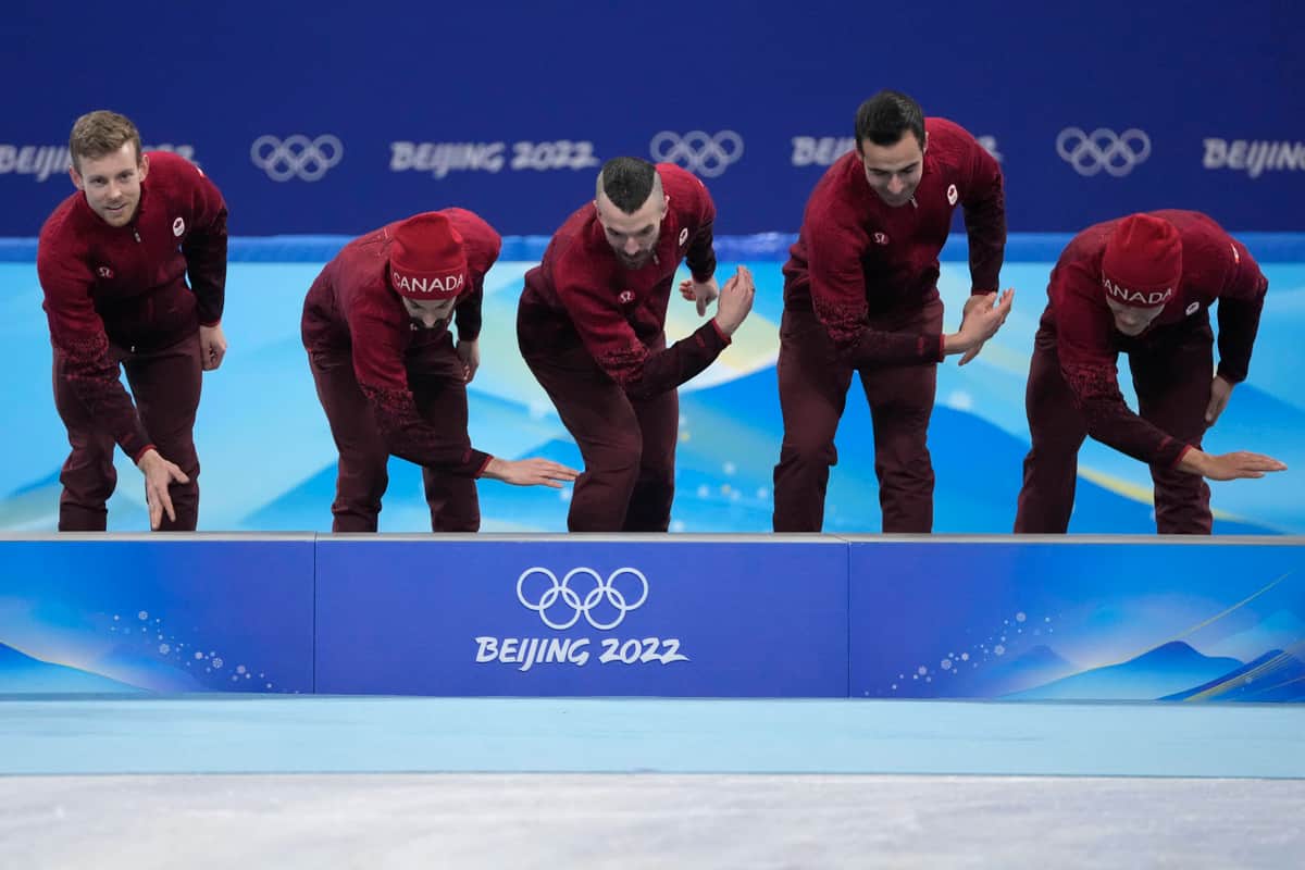 カナダチームの選手たち（写真：AP/アフロ）