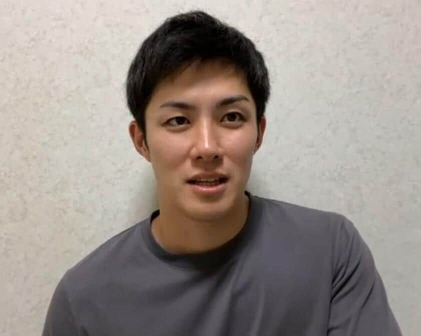 取材に応じた小須田潤太